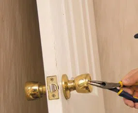 Livingston Locksmith Service Livingston, NJ 973-339-5369 - 1a-Locksmith